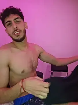 Stripchat Nude Webcam of LeoyNicky98
