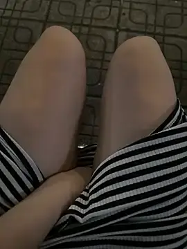 Stripchat Free Porn Cam of Meii-meyy