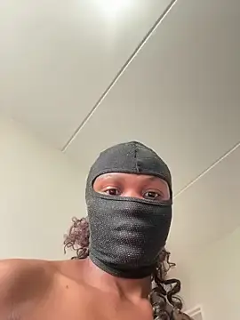 Stripchat Private Sex Chat of StupidNaturalPhatBooty_