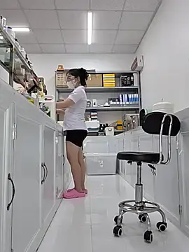 Stripchat Watch Live Sex Cams of HinaLovely