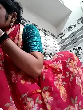Stripchat Sex Cam of LUCKY_cut
