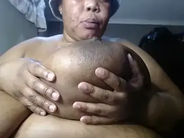 Stripchat Sex Chat of Lovelyboobs01