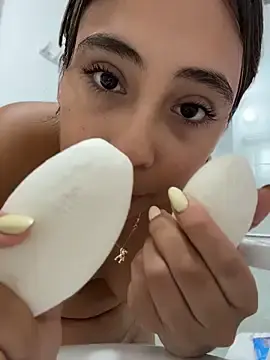 Stripchat Watch Live Sex Cams of MelodyRey__