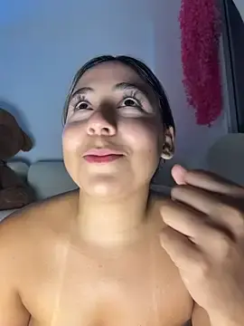 Stripchat Watch Live Sex Cams of MelodyRey__