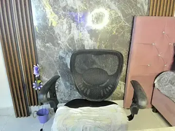 Stripchat Free Live Porn of nicol_jone1