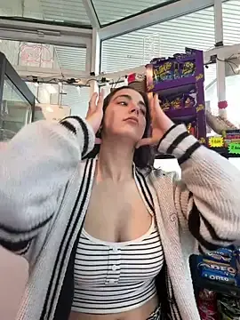 Stripchat Watch Live Sex Cams of sexymelli18