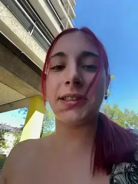 Stripchat Live Sex Cam of sexymelli18