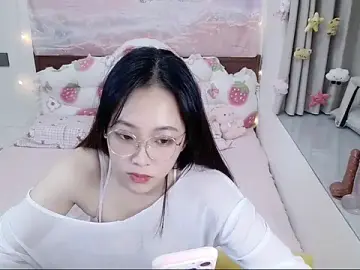 Stripchat Live Porn of ChloeQing