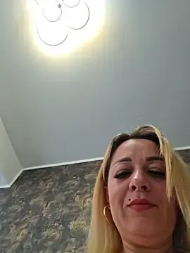 Stripchat Free Porn Cam of RuxyHuge42ETT