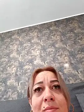 Stripchat Live Sex of RuxyHuge42ETT