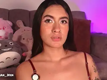 Stripchat Free Porn Cam of saman_jhxn