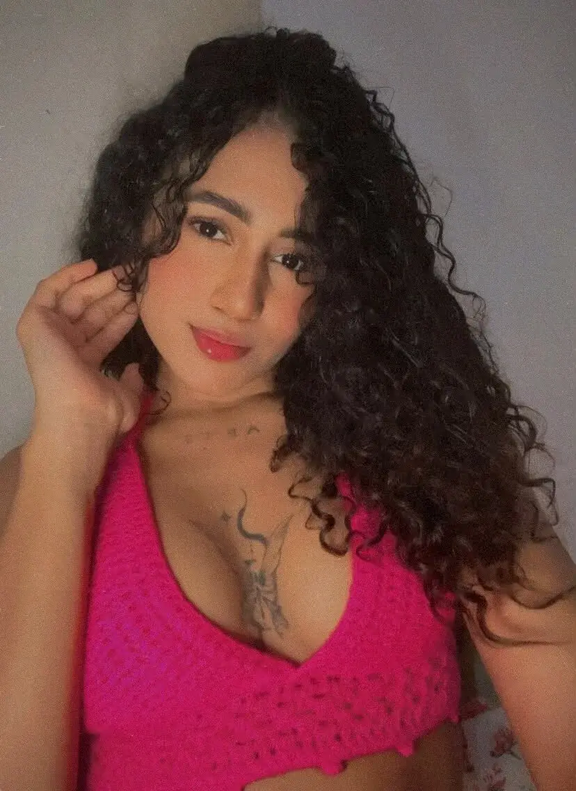 Daniella_hot69