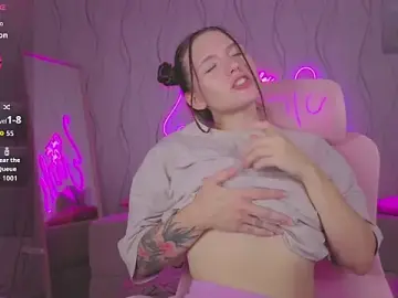 Stripchat Live Sex of JennyDens