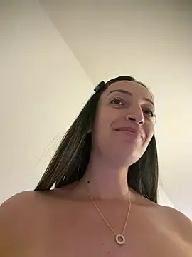 Stripchat Adult Webcam of BelleLouiseVp