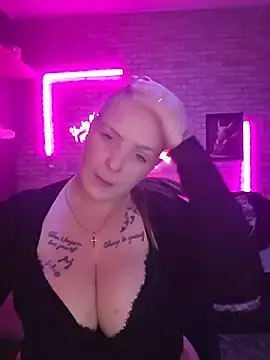 Stripchat Live Sex Cam of Miss-Melissax
