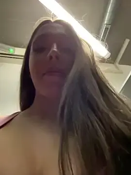 Stripchat Adult Webcam of barbiehumpxxx