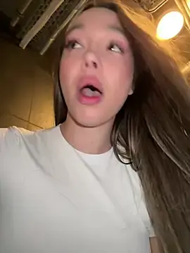 Stripchat Live Sex of barbiehumpxxx