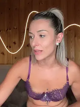 Stripchat Best Webcam of petrouchkaaa_