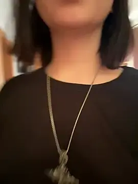 Stripchat Free Porn Cam of YourLittleDevil