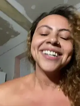 Stripchat Sex Chat of Chloe_Leaozinho