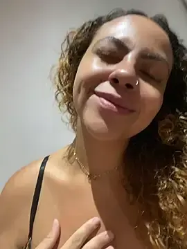 Stripchat Free Live Porn of Chloe_Leaozinho