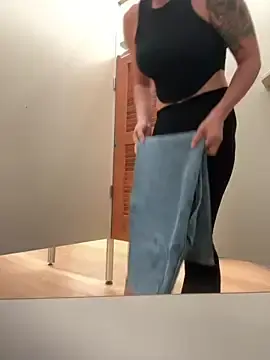 Stripchat Best live sex cam show of MommyGambit