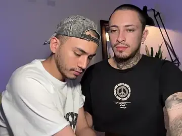 Stripchat Free Porn Cam of Noah_and_Steven