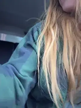 Stripchat Watch Live Sex Cams of GoldenFlameGoddess