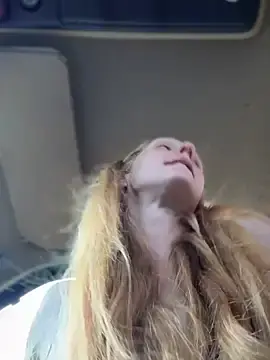 Stripchat Live Sex of GoldenFlameGoddess