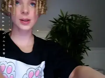 Stripchat Best live sex cam show of Kudi_Minnt