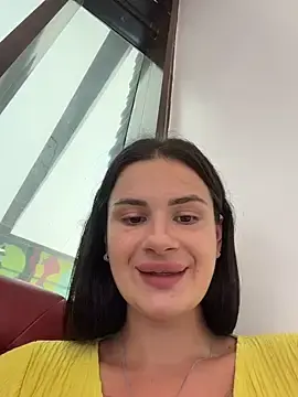 Stripchat Free Live Porn of MiraReach