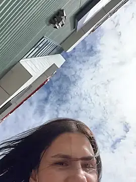 Stripchat Free Porn Cam of MiraReach