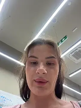 Stripchat Adult Webcam of MiraReach