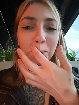 Stripchat Watch Live Sex Cams of Sunny___Bunny
