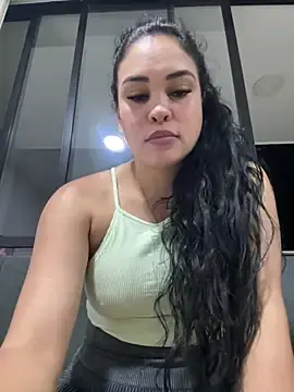 Stripchat Free Porn Cam of FOX_LATINA