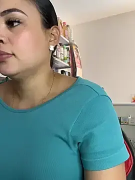 Stripchat Live Sex Cam of FOX_LATINA
