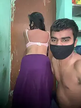 Stripchat Watch Live Sex Cams of Suhani512