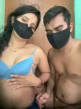 Stripchat Sex Cam of Suhani512