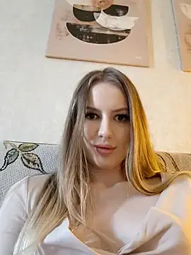 Stripchat Watch Live Sex Cams of caressyourself