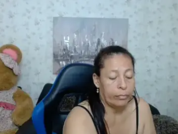 Stripchat Adult Webcam of mature_martina