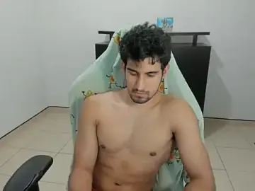 Stripchat Sex Cam of Jeremy_colton