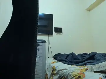Stripchat Live Sex Cam of bigcockk23