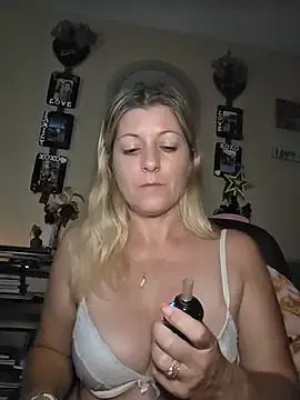 Stripchat Nude Webcam of NikkiBlisss