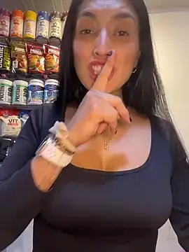Stripchat Free Porn Cam of ANABOONCE_