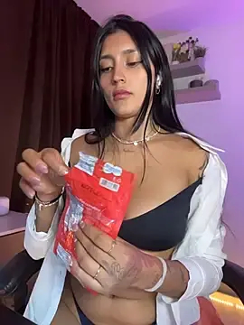 Stripchat Free Porn Cam of ANABOONCE_