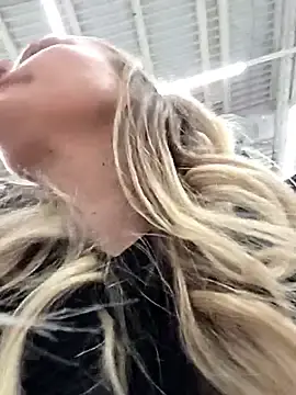 Stripchat Adult Webcams of Bondgirl_013