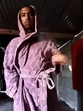 Stripchat Free Porn Cam of HelpfulJuice