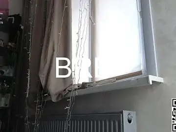 Stripchat Best live sex cam show of LeonaHinnes