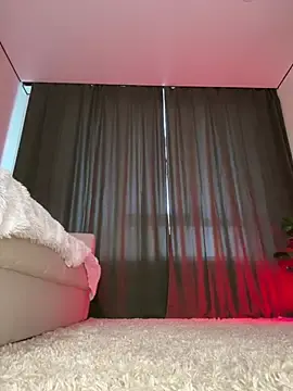 Stripchat Sex Cam of Luv_Doll