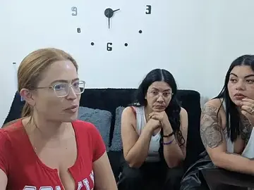 Stripchat Free Live Porn of lesb_milf